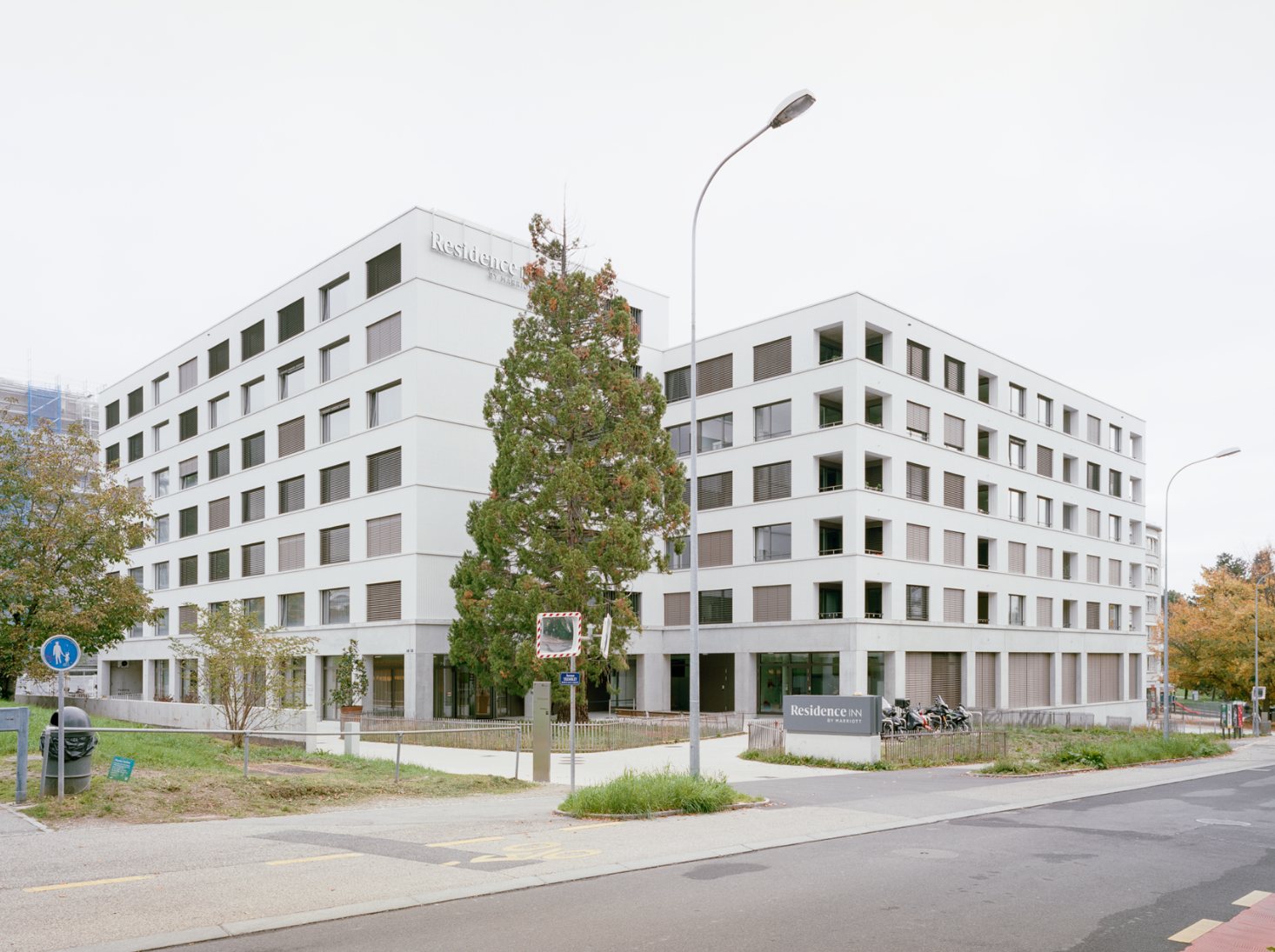 HDT